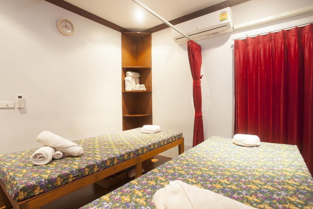 Hip Yaya Residences Patong Eksteriør billede