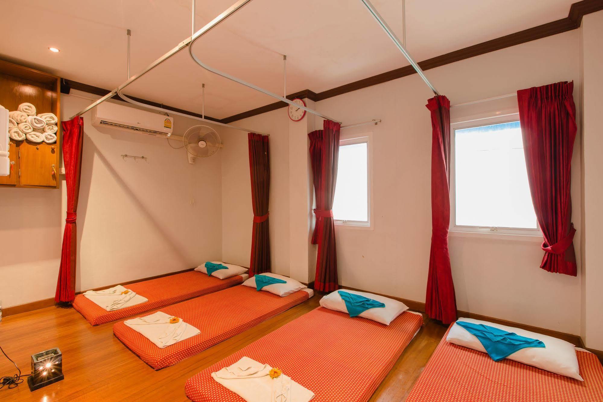 Hip Yaya Residences Patong Eksteriør billede